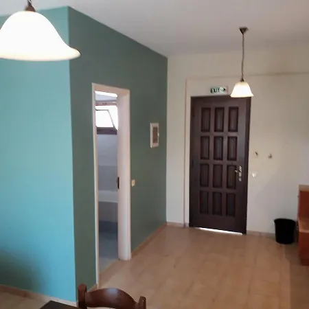 Sirius 2* Finikounta