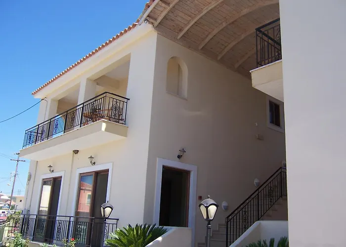 Sirius Aparthotel Finikounda