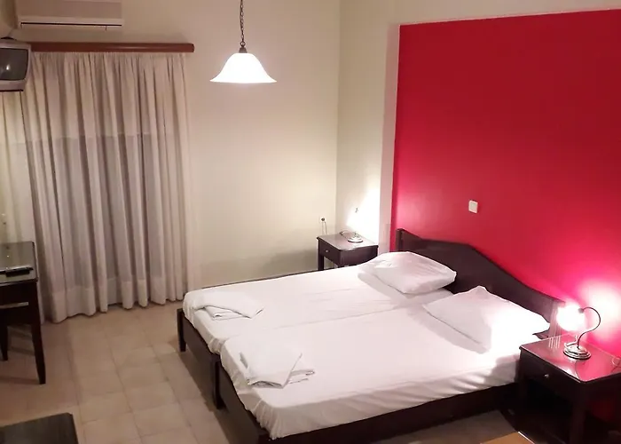 Sirius 2* Finikounda